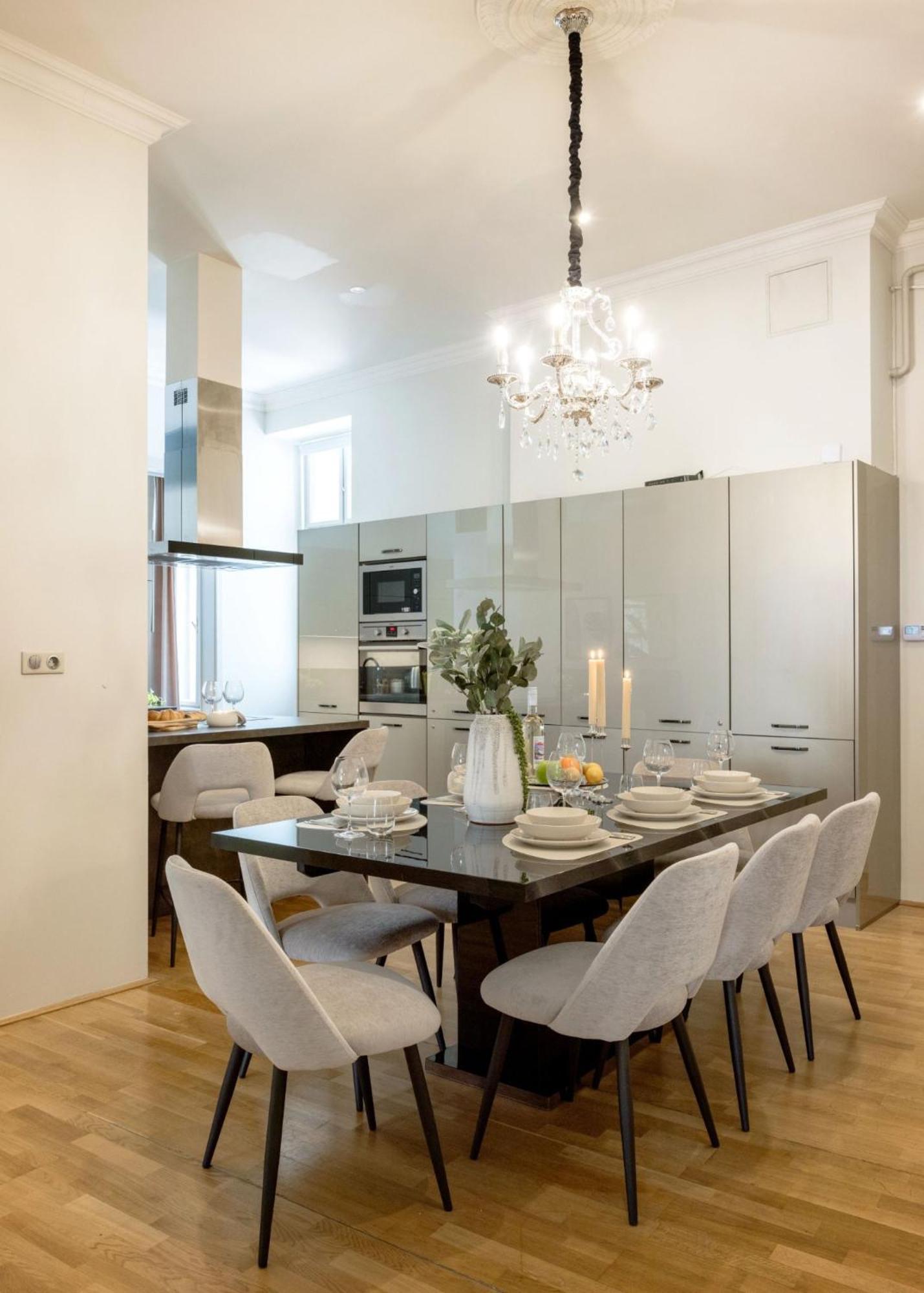 Timeless Elegant Apartment By Opera House Budapešť Exteriér fotografie